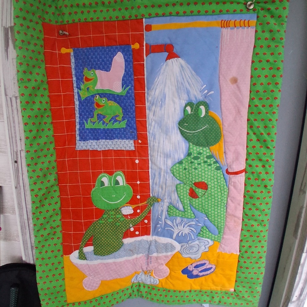 Vtg Cottagecore Frog Bathroom Scene Quilted Baby Blanket Colorful Fair Flaws